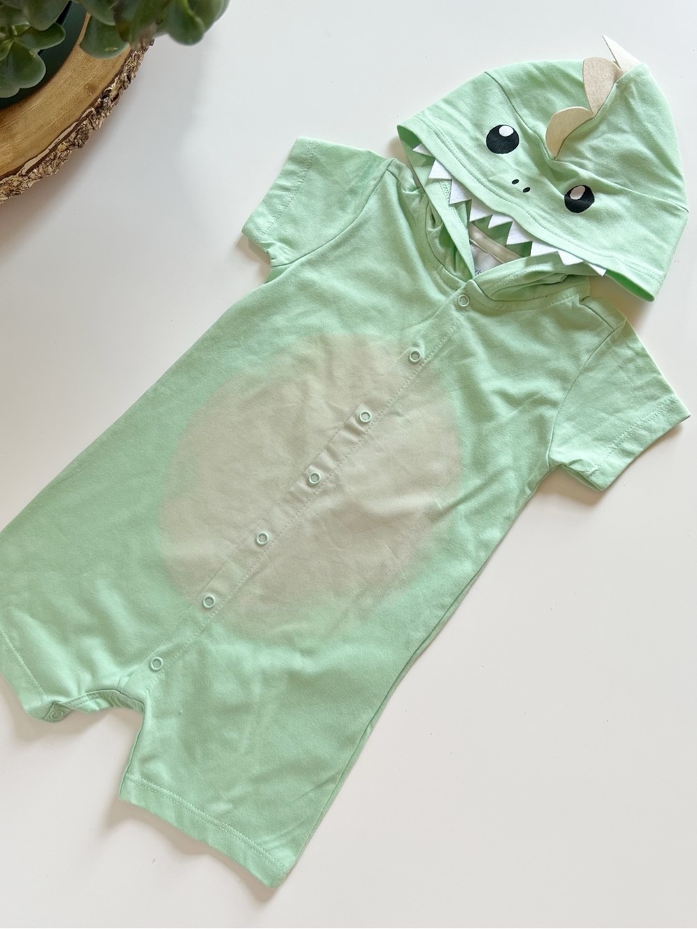 New • Quimby Green Baby Dinosaur Hooded Romper | 9-12m
